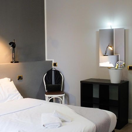 Hp Fly Hotel Bologna Calderara di Reno Exteriör bild