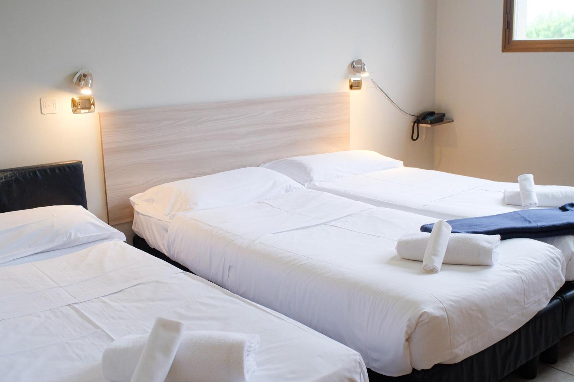 Hp Fly Hotel Bologna Calderara di Reno Exteriör bild